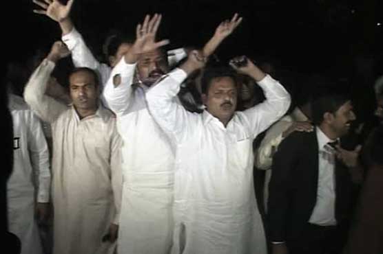 Indiscipline puts Zardari off, Co-chairman PPP leaves party meeting