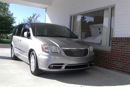 Michigan funeral home provides drive-thru option