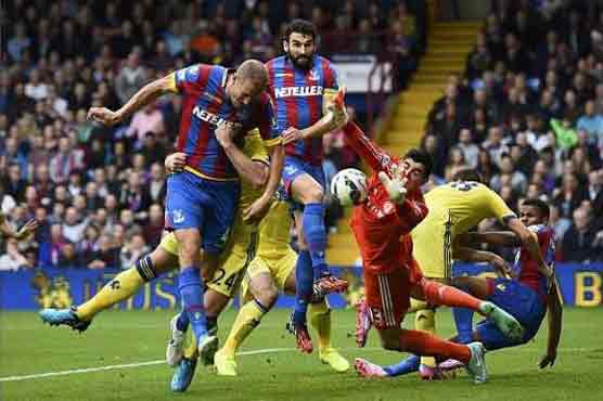 Football: Chelsea maintain gap with Palace win