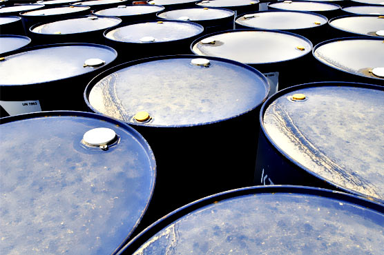 Oil prices dip after brief recovery