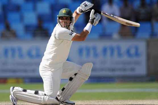 Pakistan press on despite losing Misbah