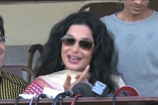 Will make umpire raise his finger: Meera