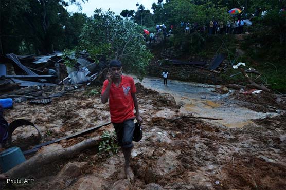 Sri Lanka mudslide wipes out accidental driver's family 