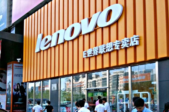 Lenovo wraps up purchase of Motorola phone unit