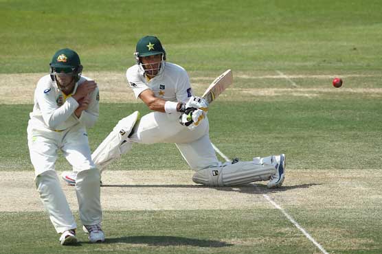Pakistan on top of Australia on Day - 2 courtesy Younis, Misbah