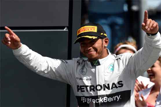 Formula One: Lewis Hamilton takes pole at Italian Grand Prix