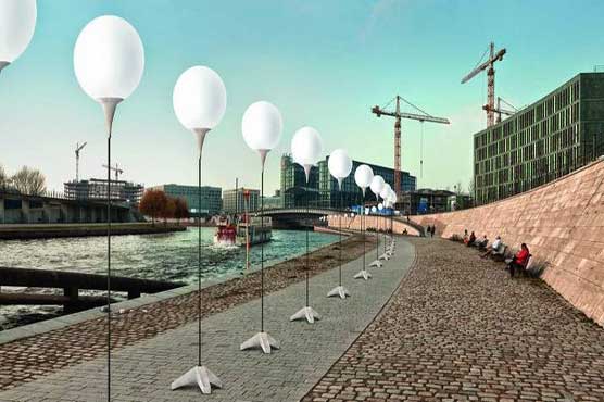 25 years on, balloons to illuminate 15 km of Berlin Wall