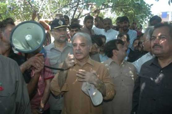 CM Shahbaz visits flood-hit areas of Laliyan, Phaliya