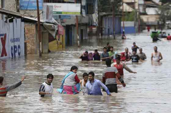 Pakistan golf team rescued from flood-hit Srinagar
