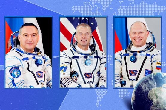 Three Russian and American astronauts return to Earth 