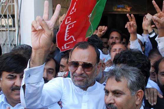 Several PTI workers including DJ Butt, Azam Swati released on bail