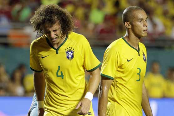 Football: PSG's Aurier, Luiz fit for Ajax trip