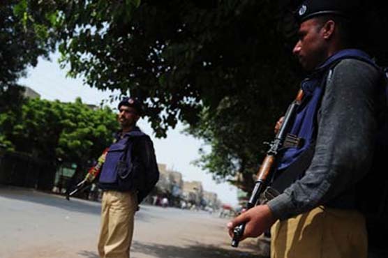 Peshawar police arrest two TTP militants