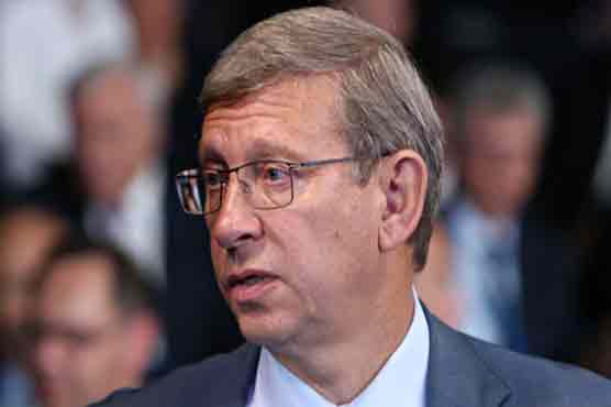 Tycoon's arrest sends shock wave through Russia