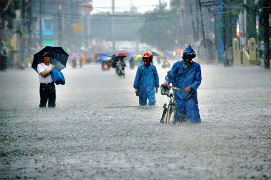 Floods shut down Philippine capital