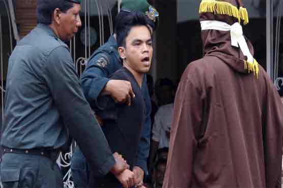 8 gamblers caned in Indonesia's Aceh province