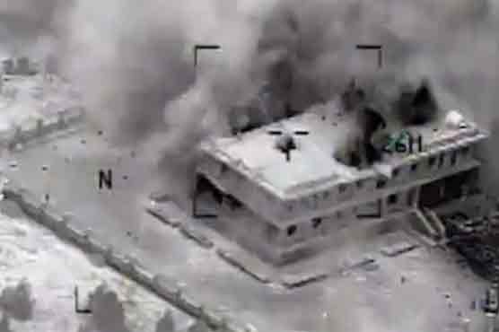 US-led air strikes target IS oil refineries in Syria