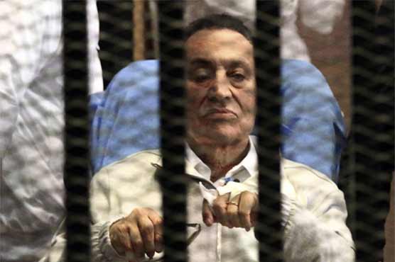 Hosni Mubarak arrives at court for murder verdict 