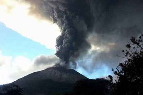 More than 30 feared dead on Japan volcano