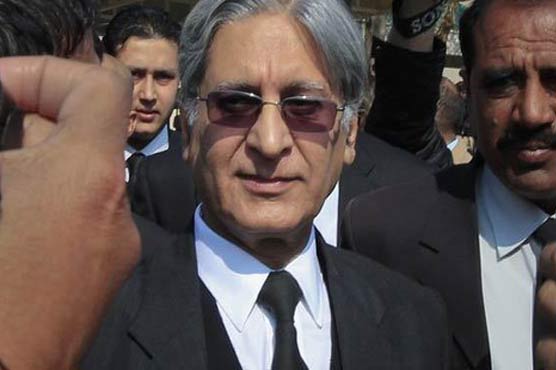 Aitzaz Ahsan advises PM Nawaz to avoid going in public for few days