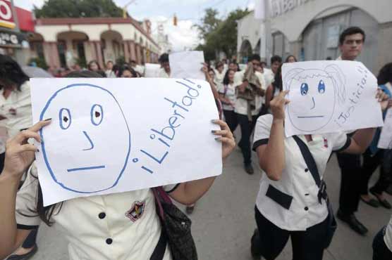 Mexico probes disappearance of 57 students