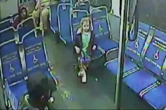 4-year-old girl rides Philly bus searching for 3 a.m. snack