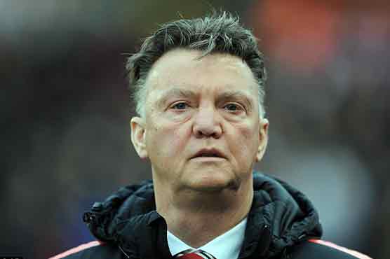 Football: Van Gaal backs United for late title bid