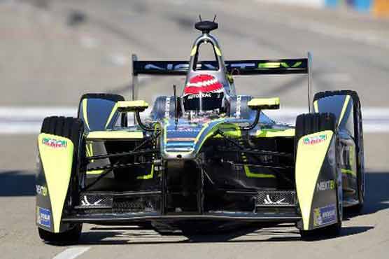 Formula E: Piquet follows father's footsteps to Formula E win