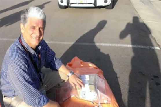 Utah man returns 75-pound bag of cash found on highway