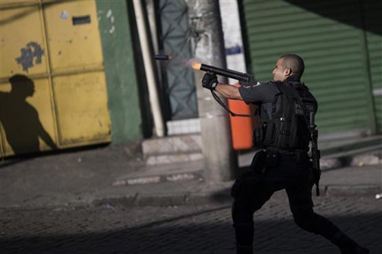 Brazil to send police back into Rio slum after boy's death