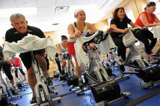 Vigorous exercise helps people live longer: study