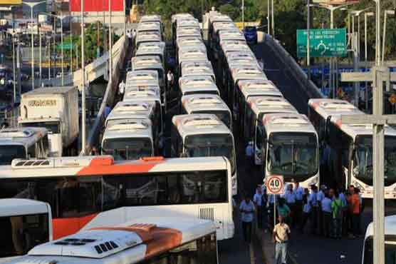 Panama City bus drivers suspend strike before summit
