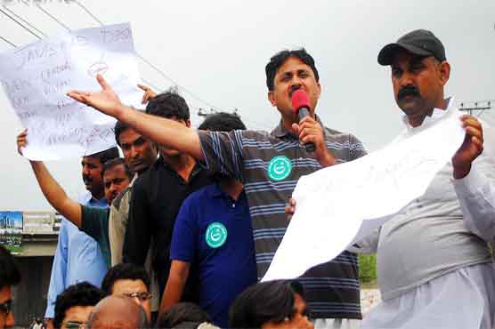 Jamshed Dasti's Bicycle March reaches Islamabad