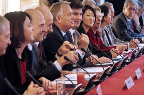 France unveils 2.5 bn euros in tax breaks to boost investment