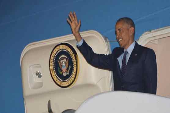 Obama lands in Jamaica in first US presidential visit since 1982