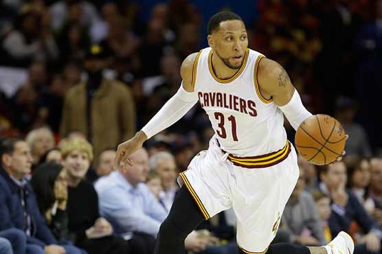 NBA: Cavaliers down Bucks, clinch division title
