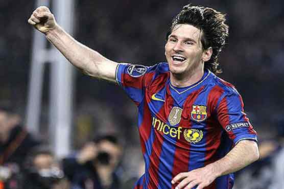 Football: Barcelona face stiff title test in Seville