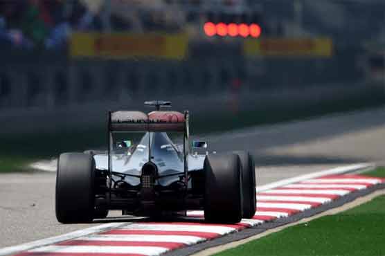 Invader scare as Hamilton dominates in Chinese GP practice 