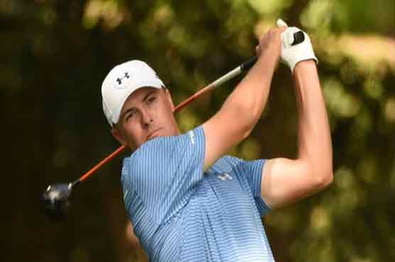 Golf: Spieth stumbles but stays ahead at Masters