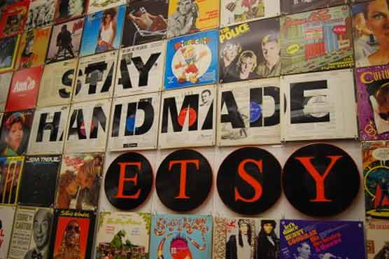 Etsy prices shares at $16 for stock market debut