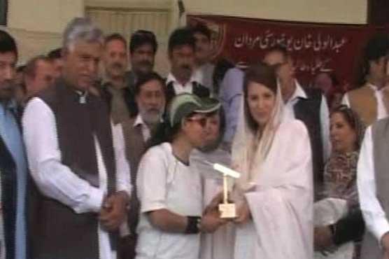 Reham Khan attends final match of Malik Saad Women Cricket Tournament 