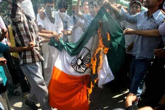 Indian flag torched in Kashmir at arrest protest