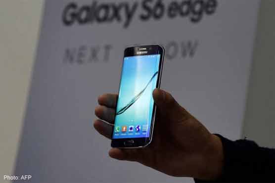 Samsung removes logo on smartphones in Japan