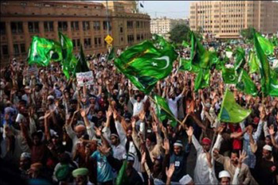 SIC sit-in: Roads to CM House blocked with containers for security