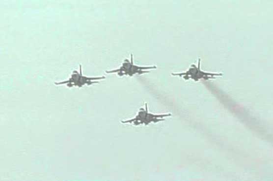 JF-17 jets present fly-past, Xi Jinping gets historic welcome in Islamabad