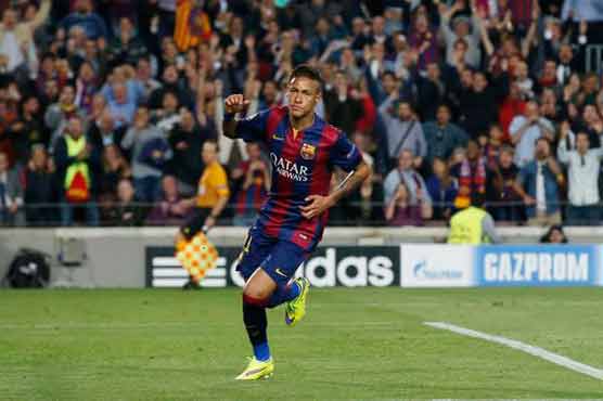 Football: Neymar double eases Barcelona past poor PSG