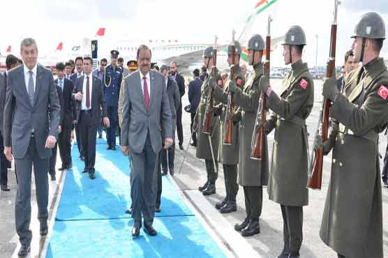 President Mamnoon reaches Istanbul on 4-day visit