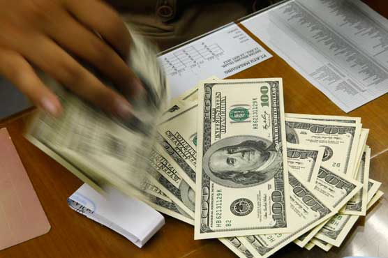 Dollar weakens as US data disappoints