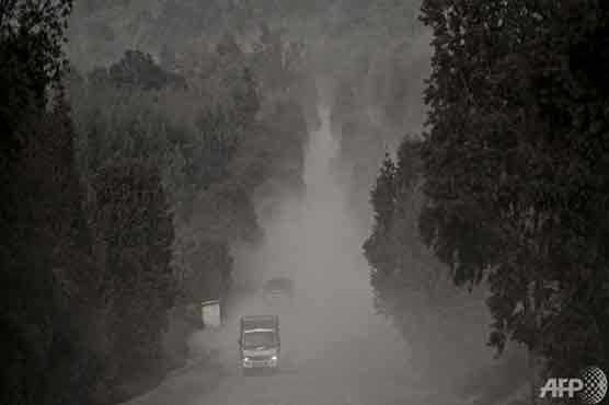 Flights disrupted as Chile volcano spews more ash