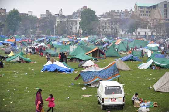 Nepalis spend third night in open as quake toll passes 4,000